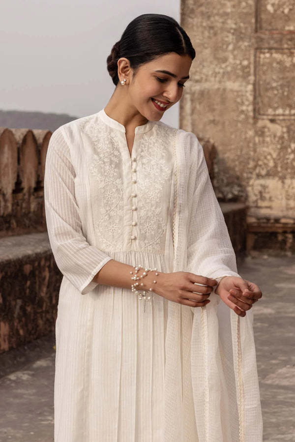 RABAT KURTA