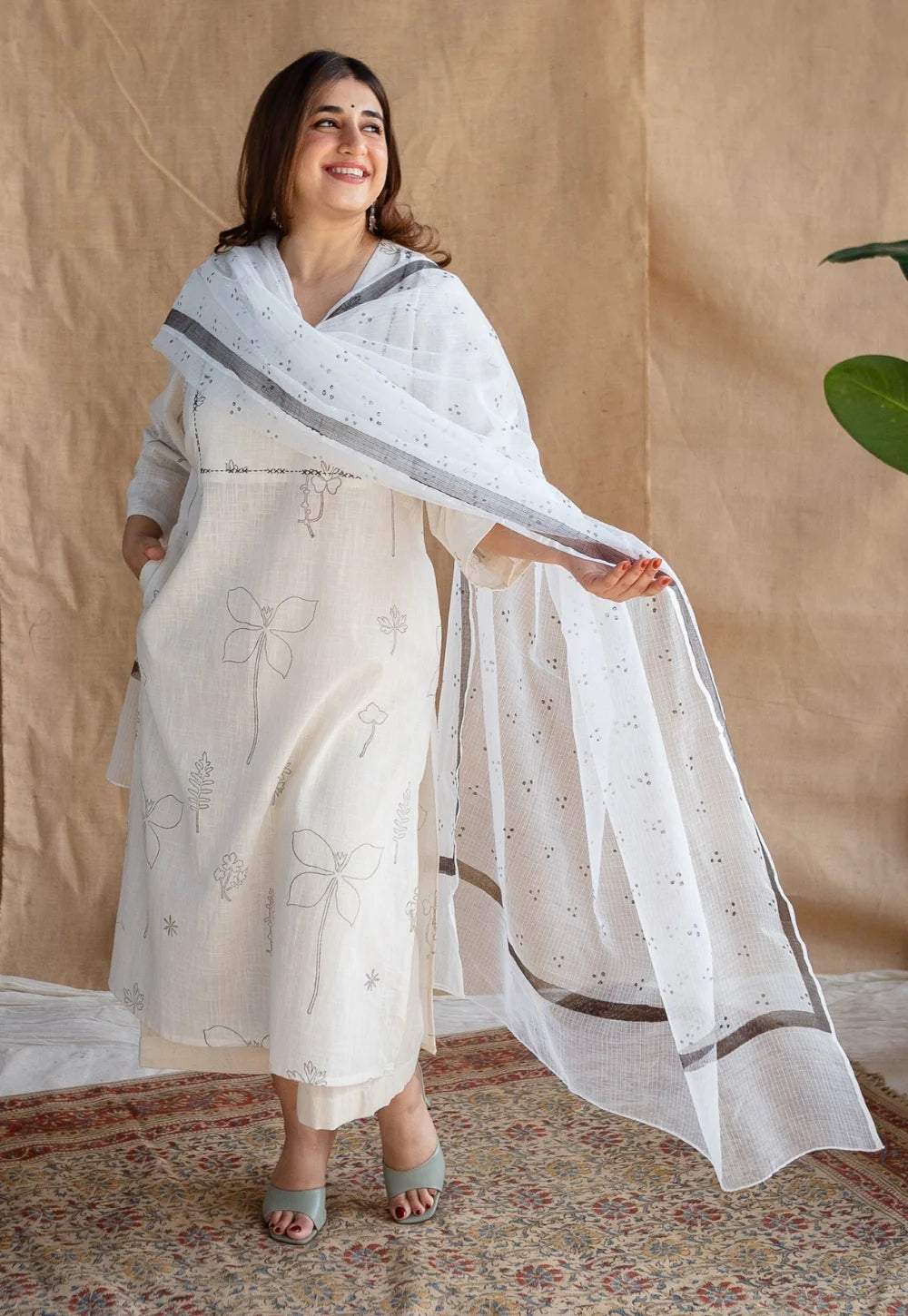 Felza Felza Dabu Slub Cotton Hand Embroidered Kurta – Ripstop