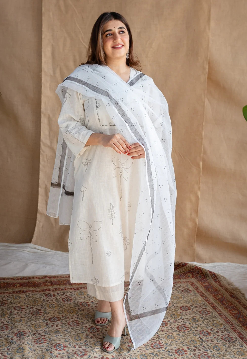 Felza Dabu Slub Cotton Hand Embroidered Kurta – Ripstop
